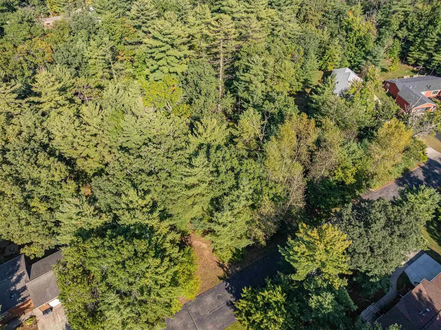 147 Cliffside Drive, Wisconsin Dells, WI 53965 - Image #2