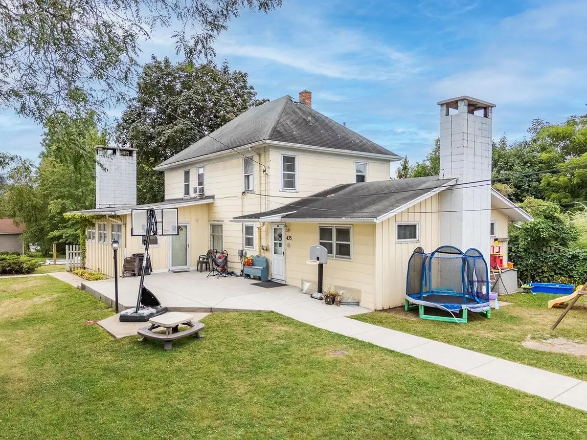 435 8th Street, Baraboo, WI 53913 - Image #1