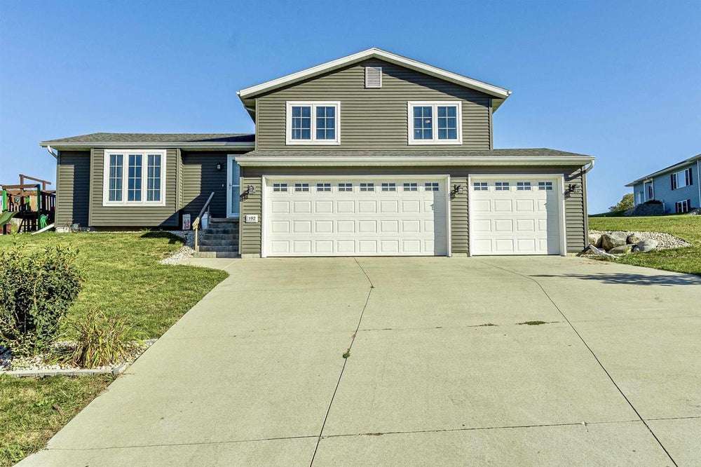592 Oak Ridge Avenue, Monticello, WI 53570 BHGRE