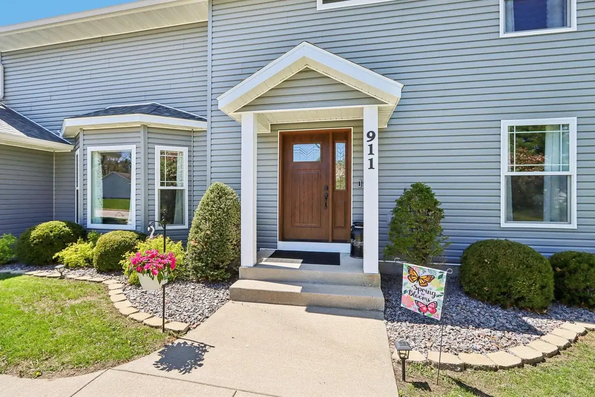 911 Fawn Court, Wisconsin Dells, WI 53965 - #1