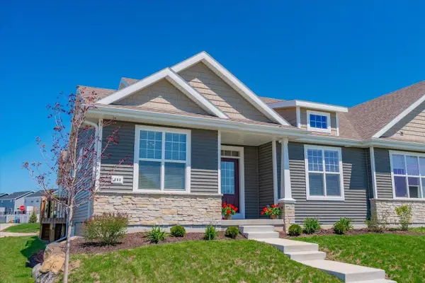 660 Hillcrest Drive, Waunakee, WI 53597