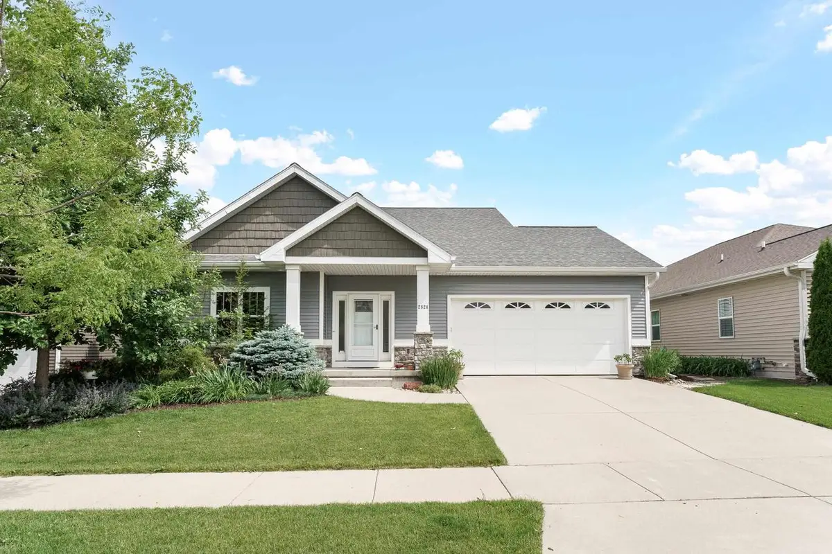 2824 Hazelnut Trail, Sun Prairie, WI 53590 - Image #1