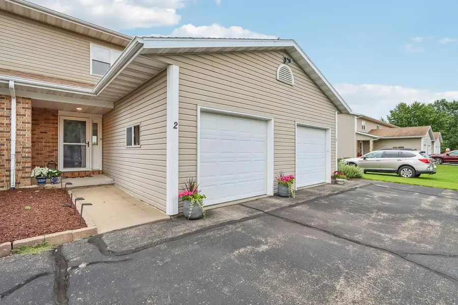 457 Bowlavard Avenue #2, Belleville, WI 53508 - Image #2