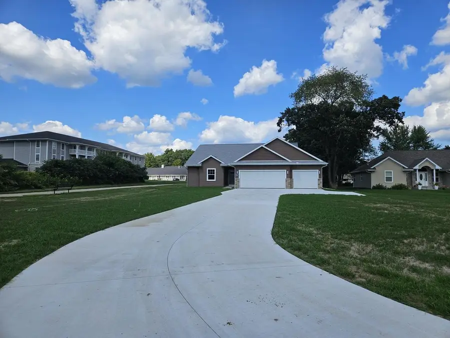 3831 Avery Lane, Janesville, WI 53546 - Image #2