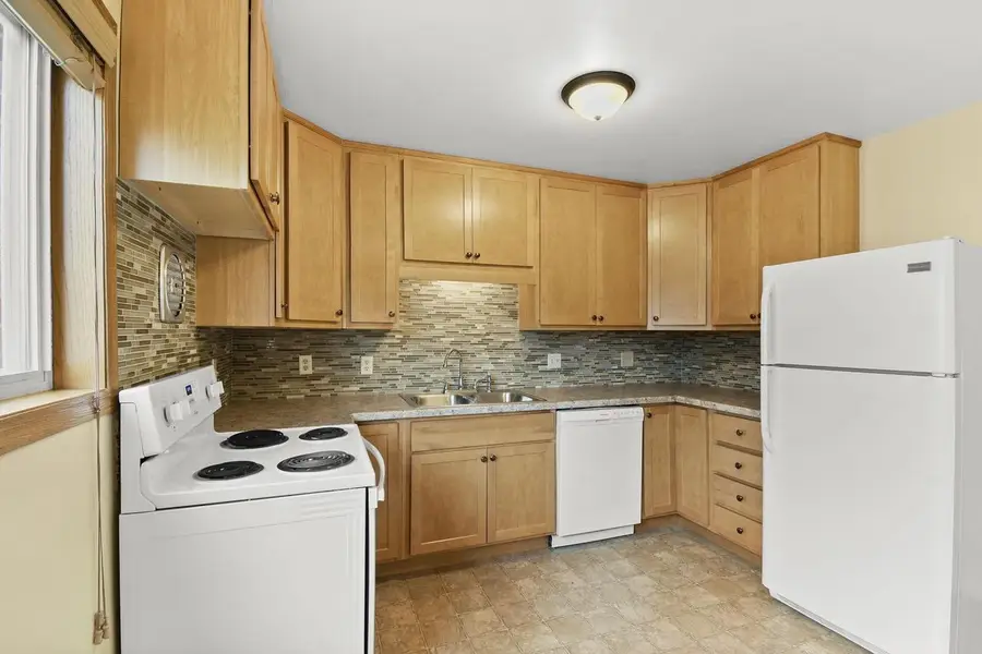 426 Rushmore Lane, Madison, WI 53711 - Image #2