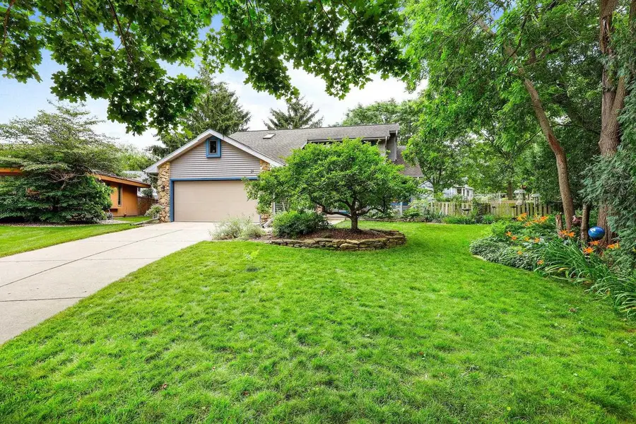 21 Torrey Pines Court, Madison, WI 53717 - Image #2