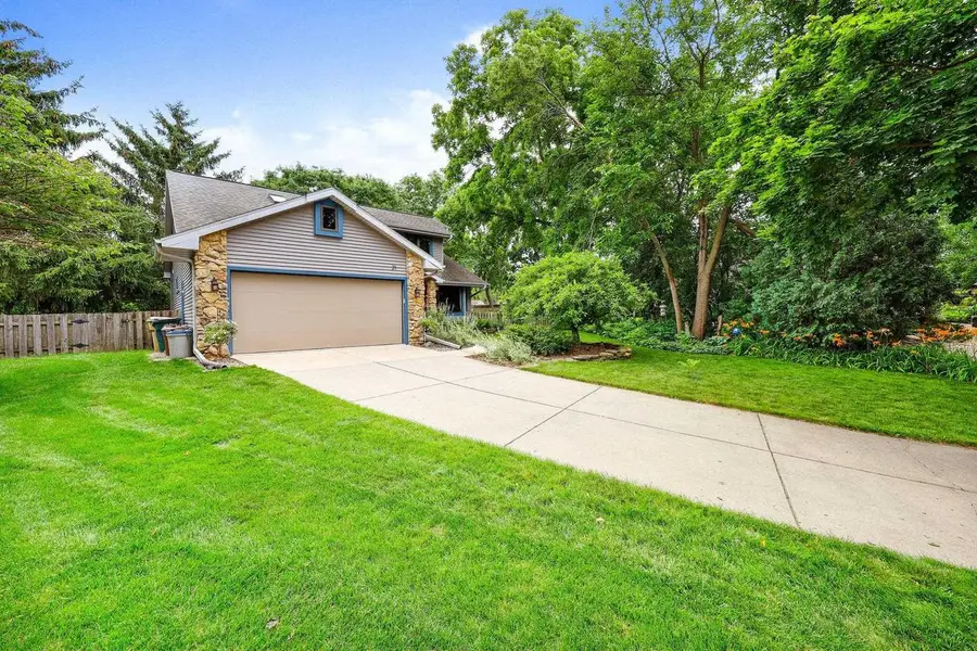 21 Torrey Pines Court, Madison, WI 53717 - Image #3