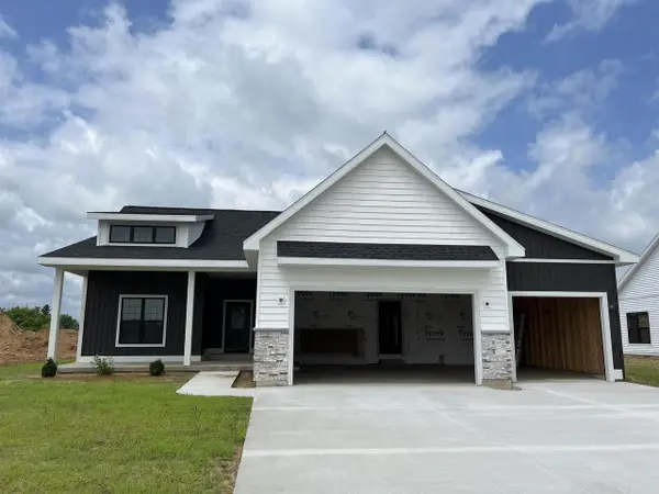 318 Willow Street, Pardeeville, WI 53954