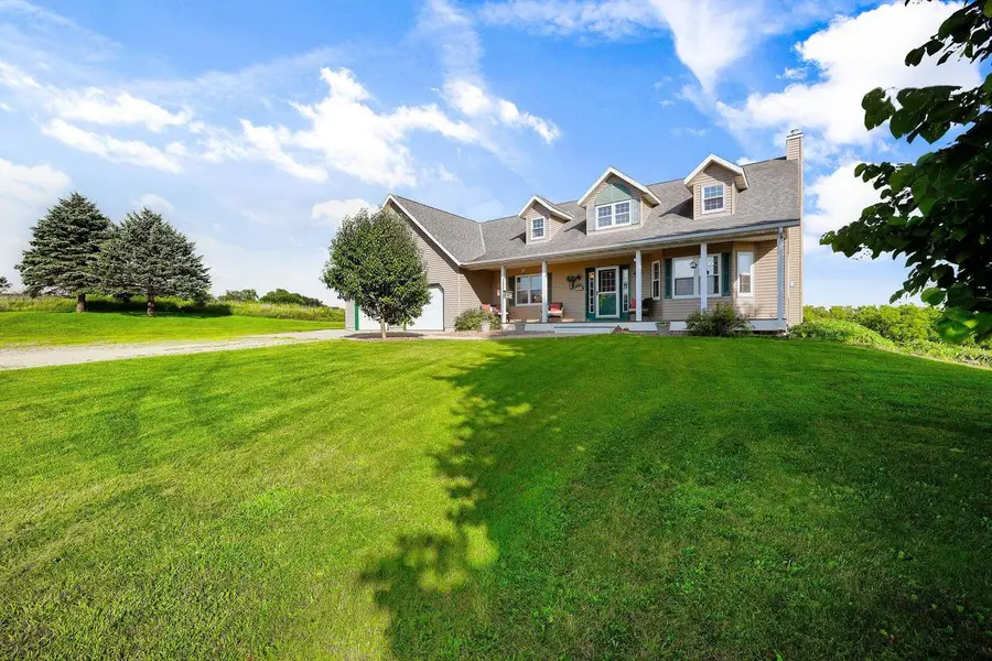 8542 Bakken Road, Mount Horeb, WI 53572 - #2