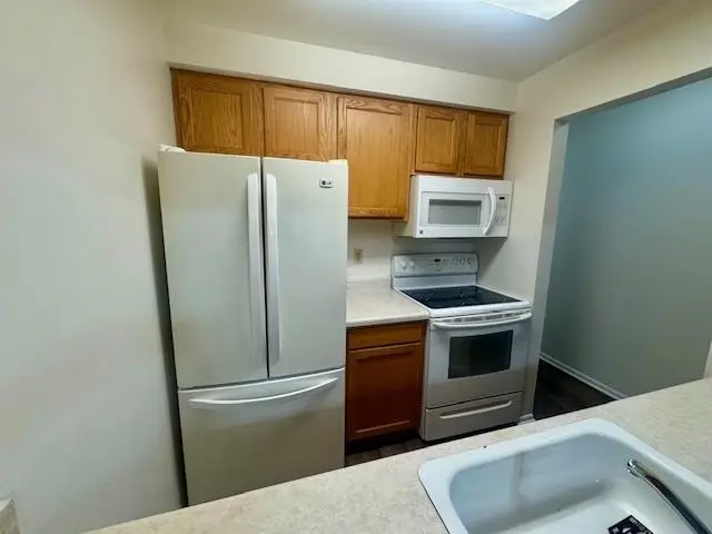 2406 Independence Lane #202, Madison, WI 53704 - Image #3