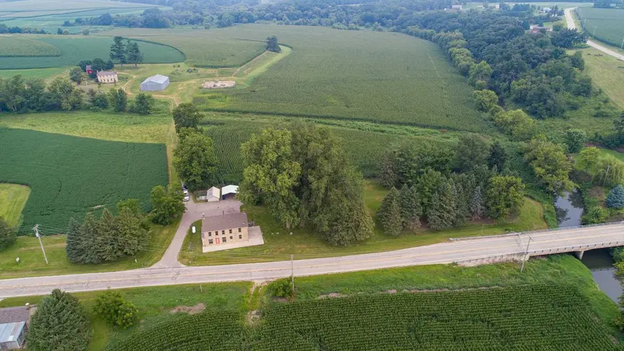 9661 County Road H Road, Cuba City, WI 53807 - Image #2