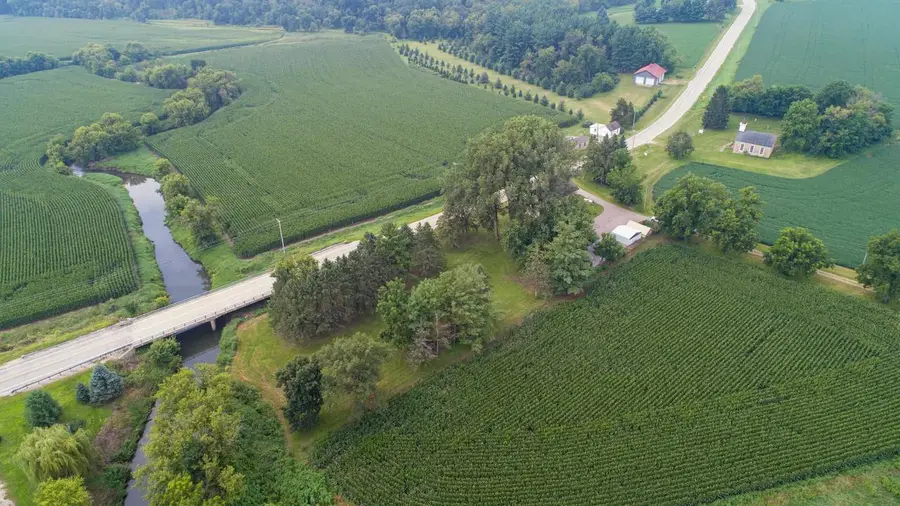 9661 County Road H Road, Cuba City, WI 53807 - Image #3