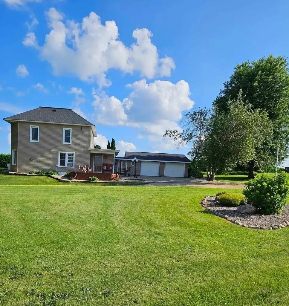 8533 County VV Road, Glen Haven, WI 53810 - Image #1