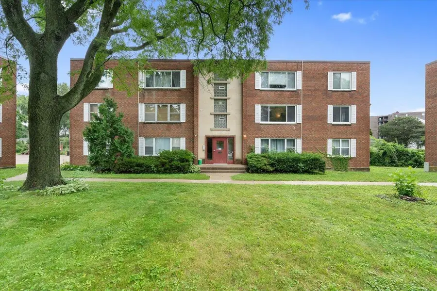 13 Sherman Terrace #4, Madison, WI 53704 - Image #2