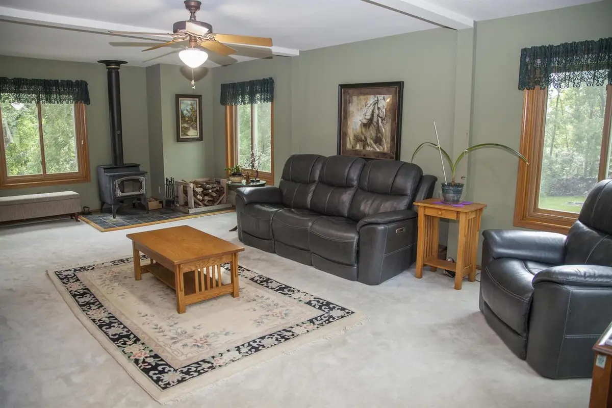 4302 Green Leaf Drive, Dodgeville, WI 53533 - Image #1