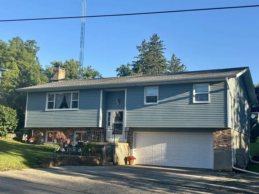 812 Fountain Street, Mineral Point, WI 53565 - Image #3