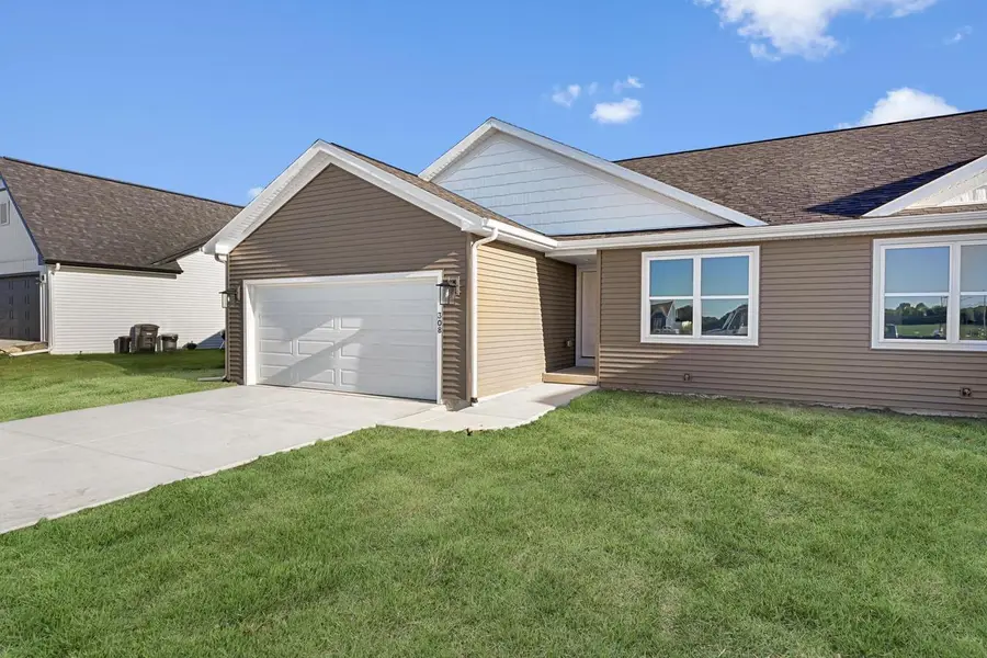308 Lilac Lane, Stoughton, WI 53589 - Image #2