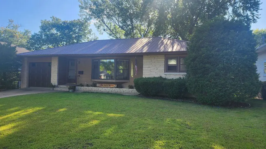 791 S Beaumont Road, Prairie Du Chien, WI 53821 - Image #3