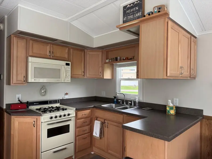 413 Skyline Drive, Edgerton, WI 53534 - Image #3