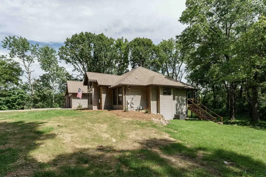 1000 Whitetail Drive, Fort Atkinson, WI 53538 - Image #2