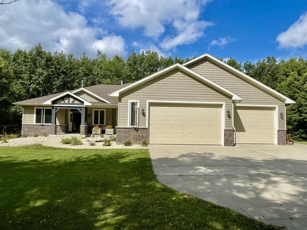 9426 N Raven Court, Milton, WI 53563 - Image #1
