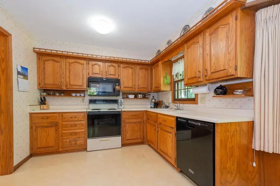 5802 Julia Street, Madison, WI 53705 - Image #3