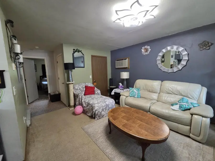 419-423 E Franklin Street, Portage, WI 53901 - Image #2