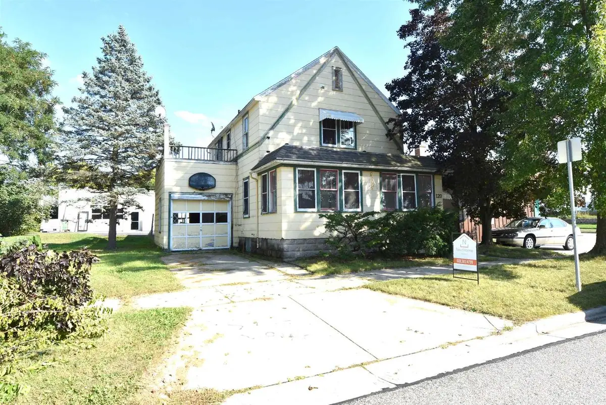 120 N Locust Street, Reedsburg, WI 53959 - Image #1