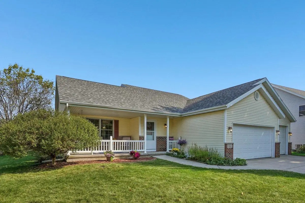 322 Yorktown Road, Deforest, WI 53532 - Image #1