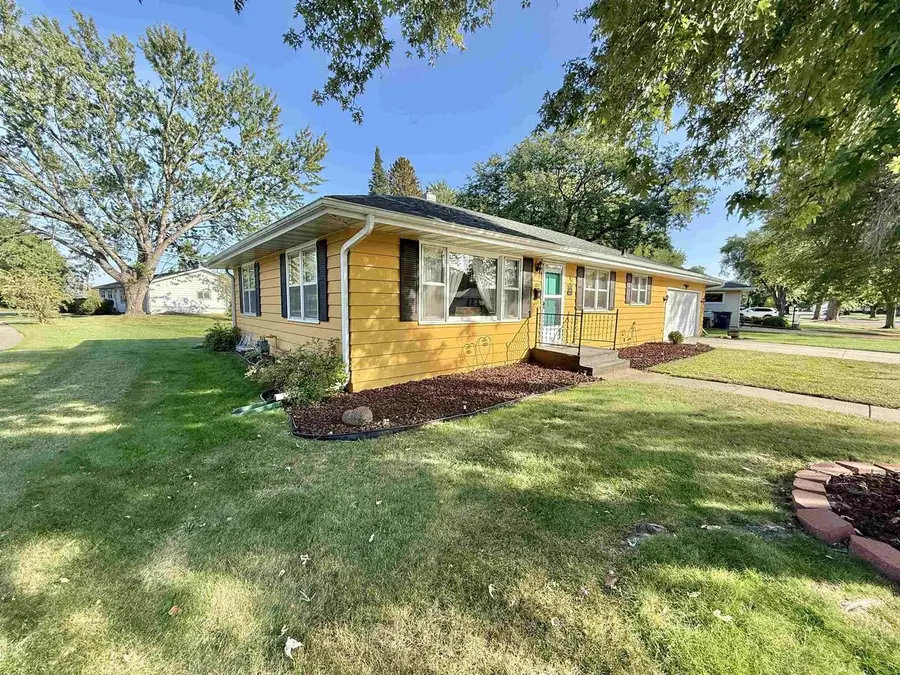 1228 Hoover Street, Janesville, WI 53545 - Image #3