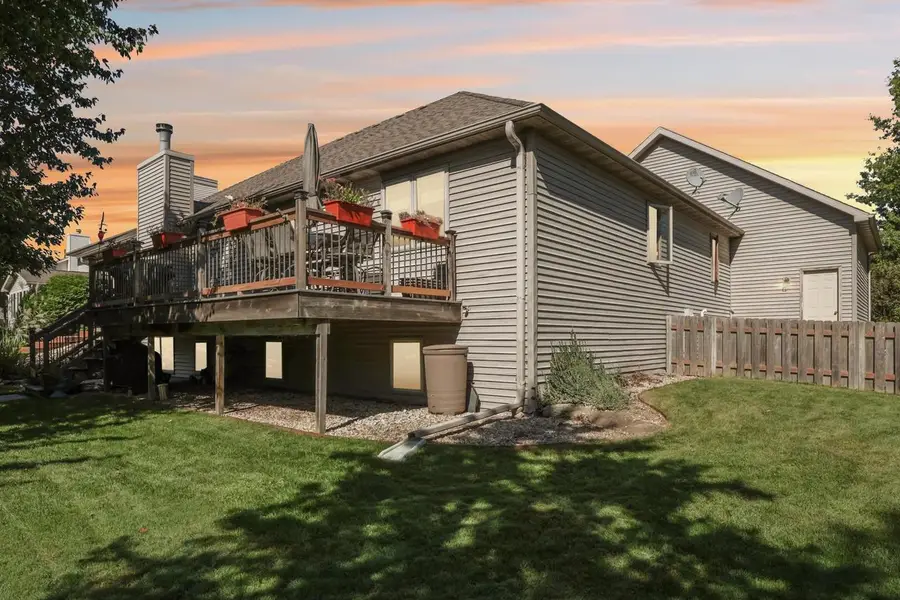 3826 Country Grove Drive, Madison, WI 53719 - Image #2