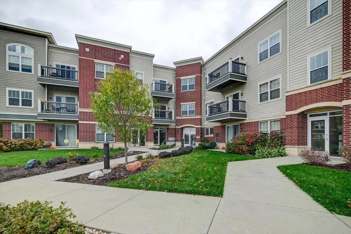 5192 Sassafras Drive #109, Fitchburg, WI 53711 - Image #1