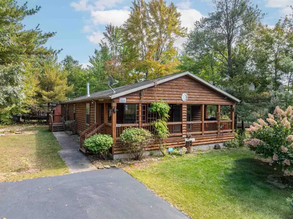 252 Dogwood Lane, Wisconsin Dells, WI 53965