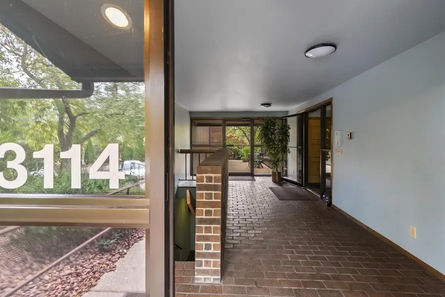 3114 Creek View Drive #3, Middleton, WI 53562 - Image #3