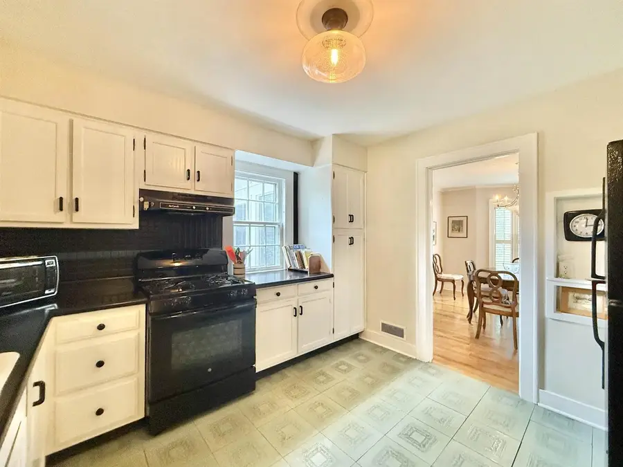 1875 Sherwood SW Drive, Beloit, WI 53511 - Image #3