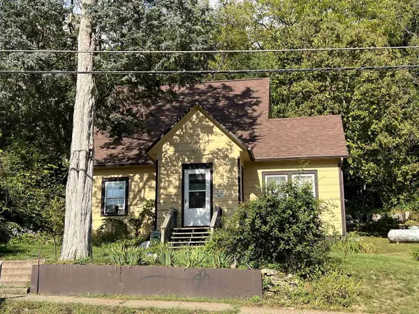 182 Main Street, Ferryville, WI 54628