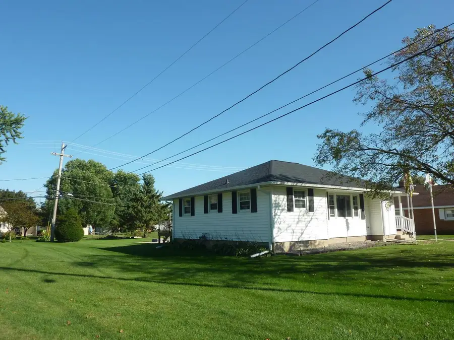 595 Carrington Street, Waupun, WI 53963 - Image #3