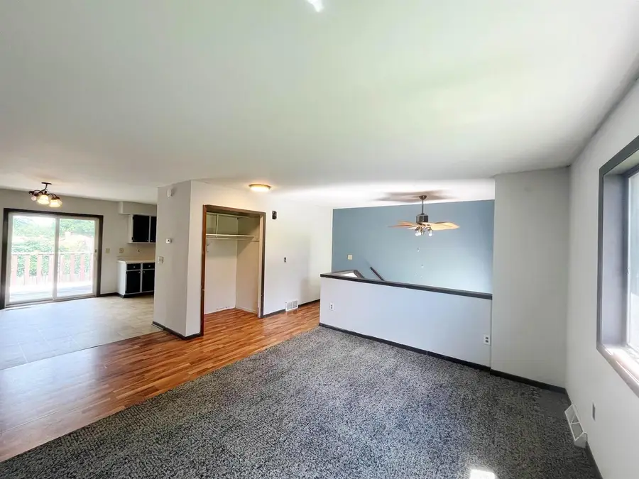 513 Village Drive, Belleville, WI 53508 - Image #2