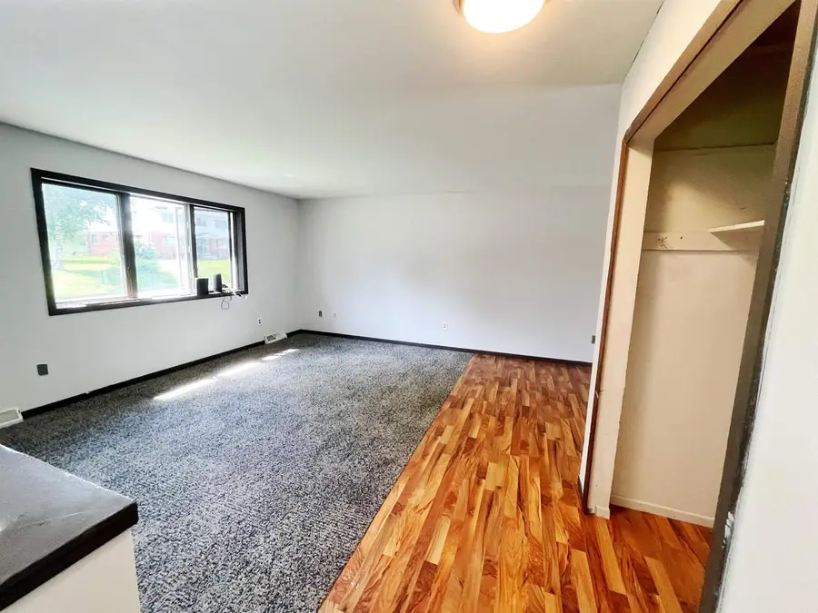 513 Village Drive, Belleville, WI 53508 - Image #3