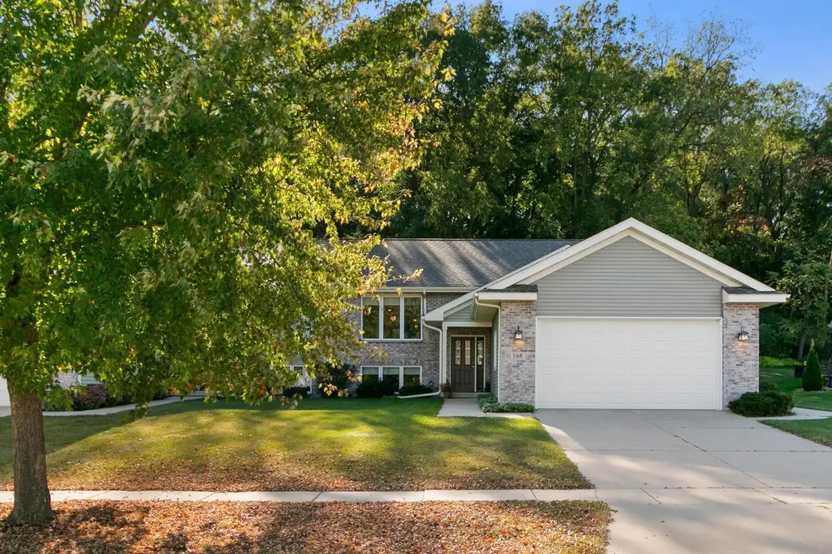 186 Valle Tell Drive, New Glarus, WI 53574 - Image #1