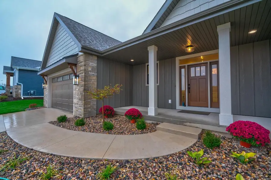 654 Windy Willow Road, Verona, WI 53593 - Image #2