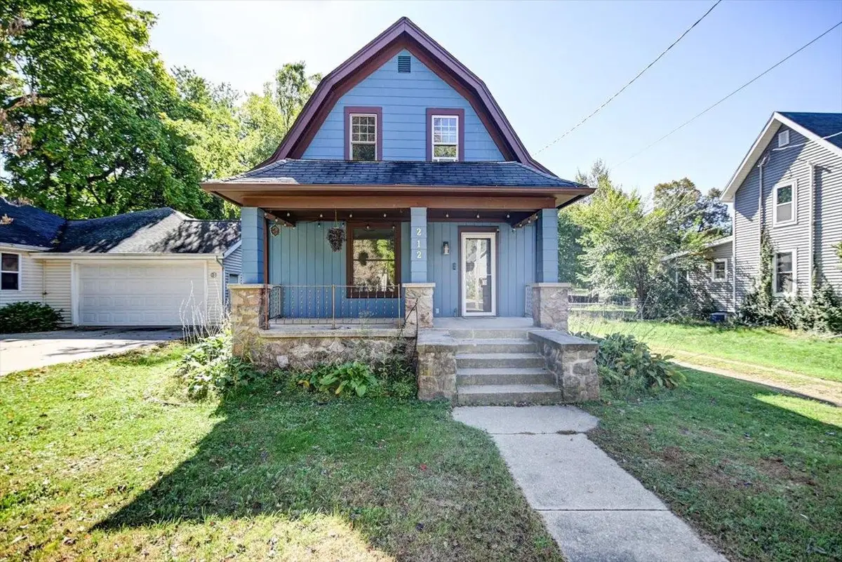 212 Church Street, Brooklyn, WI 53521 - Image #1