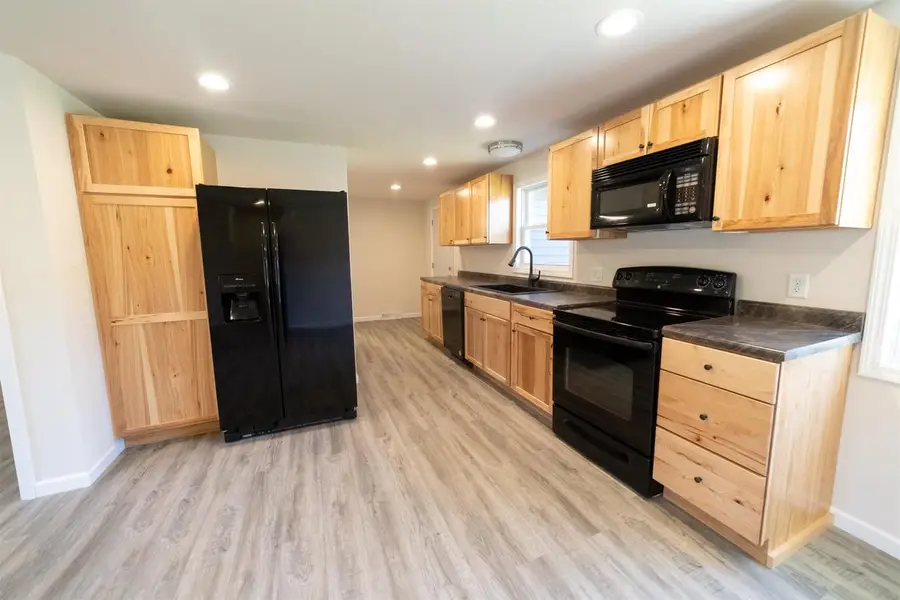 N7011 County Rd E, Westfield, WI 53964 - Image #3