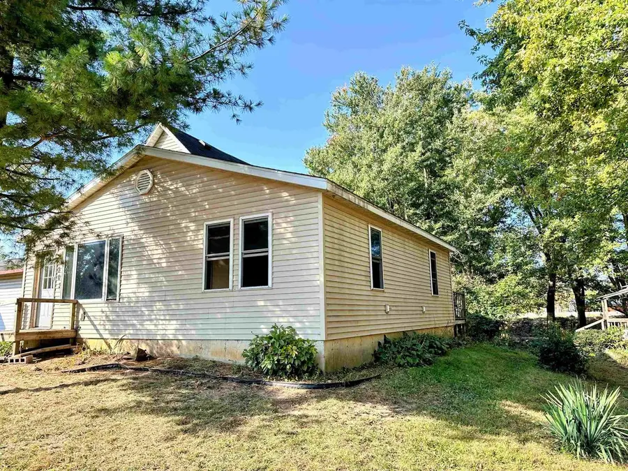 803 N Prairie Street, Prairie Du Chien, WI 53821 - #2