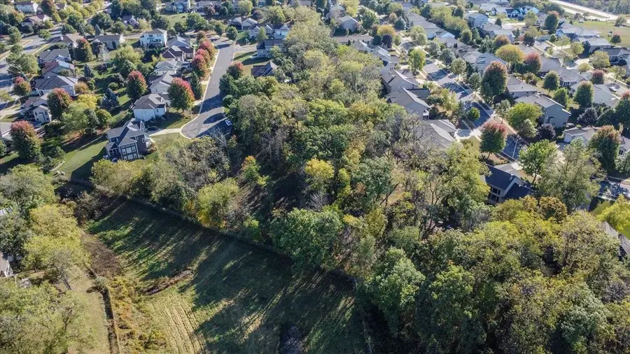 121 Autumnwood Circle, Mount Horeb, WI 53572 - #2