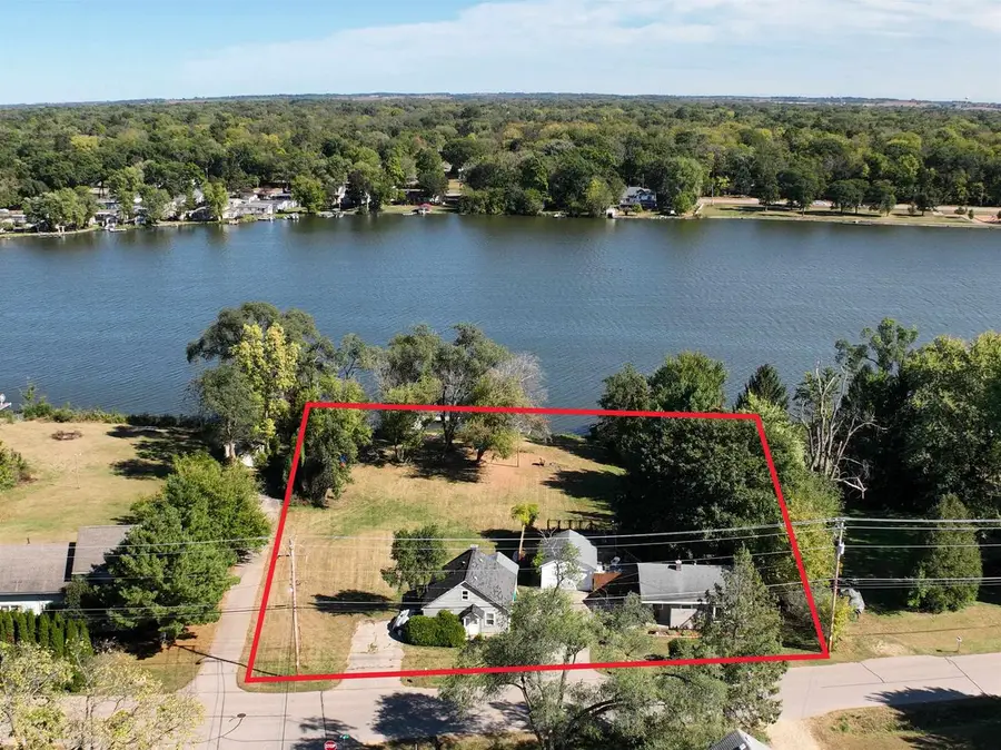 1971 S Shore Drive, Beloit, WI 53511 - #2
