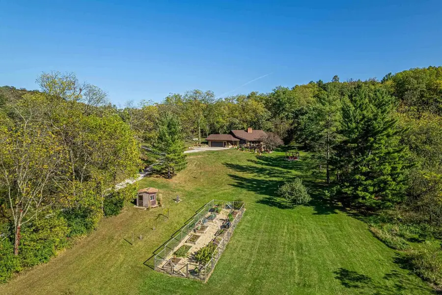 5601 County Road H, Arena, WI 53503 - Image #2