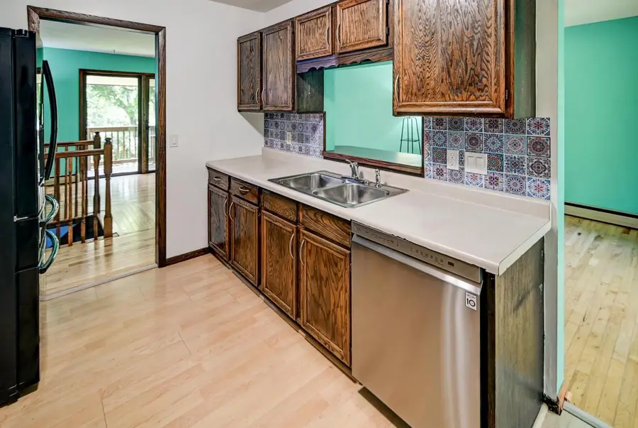 2897 Glacier Valley Road, Fitchburg, WI 53711 - Image #3