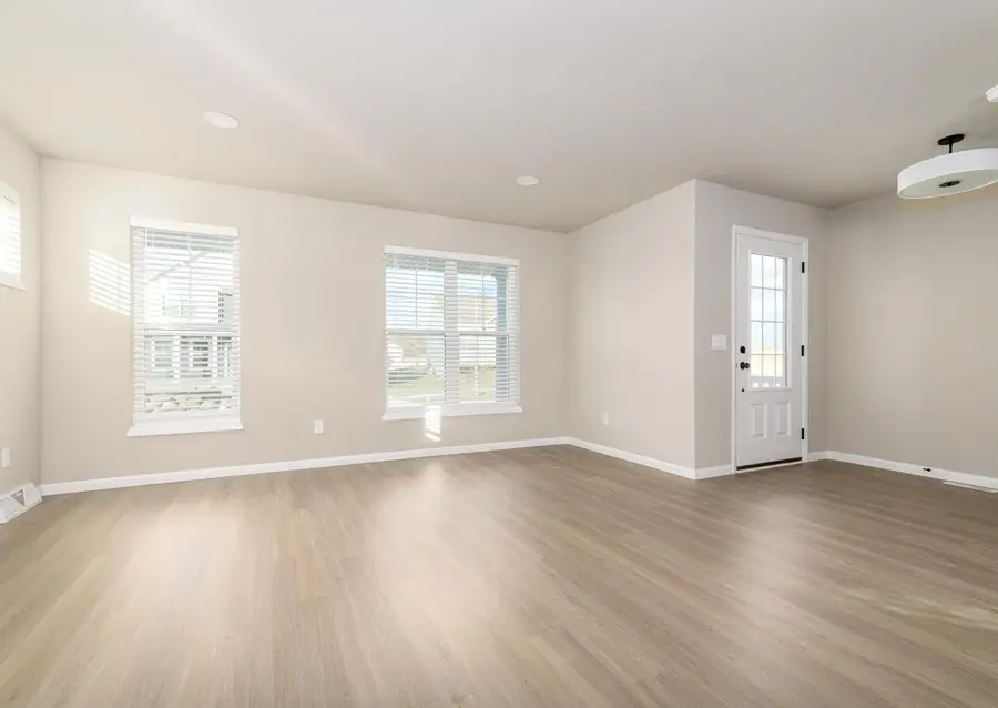 6049 Woodbine Drive, Madison, WI 53718 - Image #3