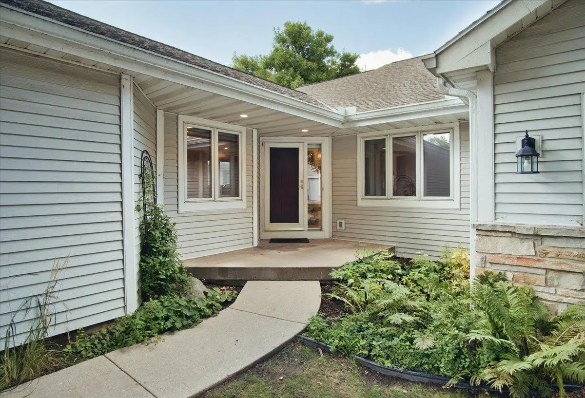 117 N Oak Grove Drive, Madison, WI 53717 - Image #1